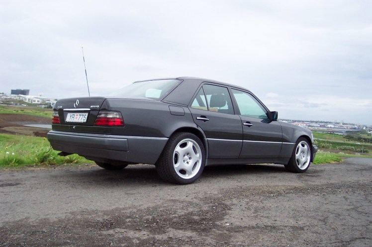 1994 Mercedes Benz E60 AMG 2