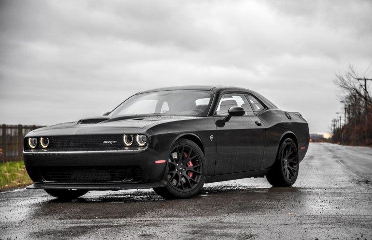 dodge challenger hellcat black