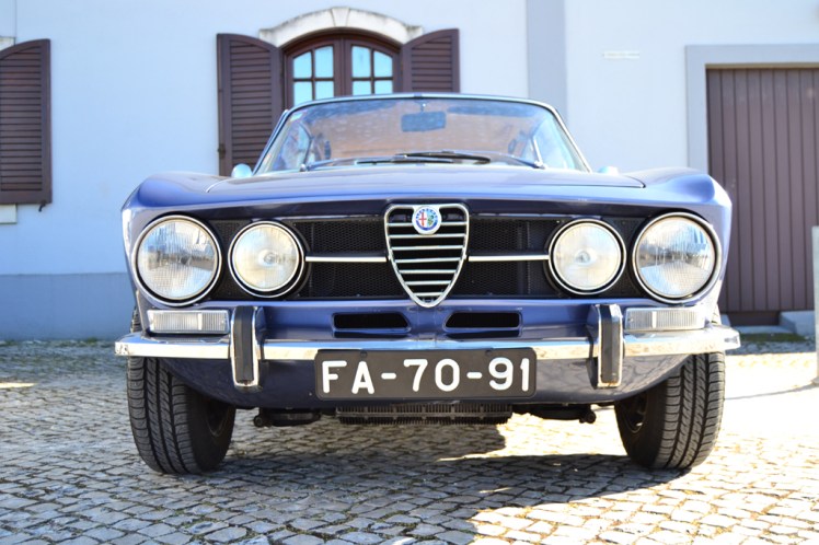 Alfa Romeo 1750 (front)