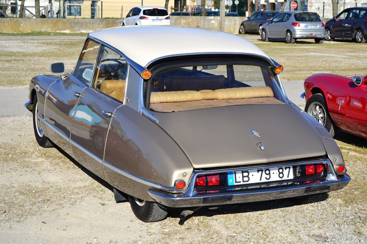 Citroen DS (Rear)
