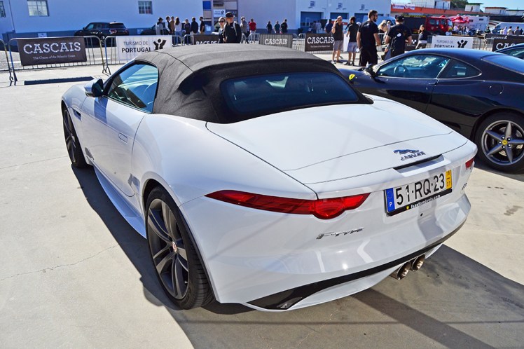 Jaguar F-Type R