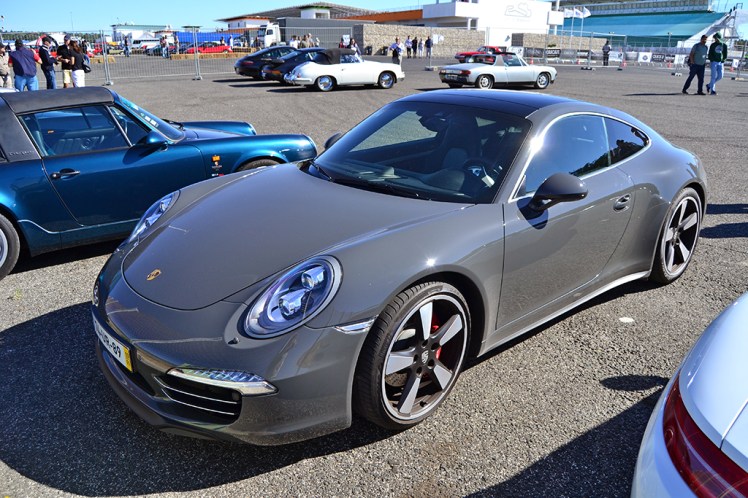 Porsche 911 50th Anniversary Edition