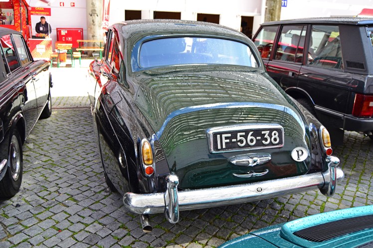 Bentley S1 (rear)