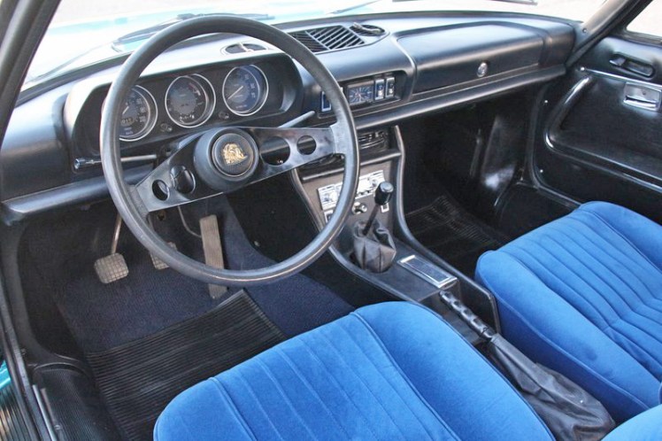 Peugeot 504 Coupe (dashboard)