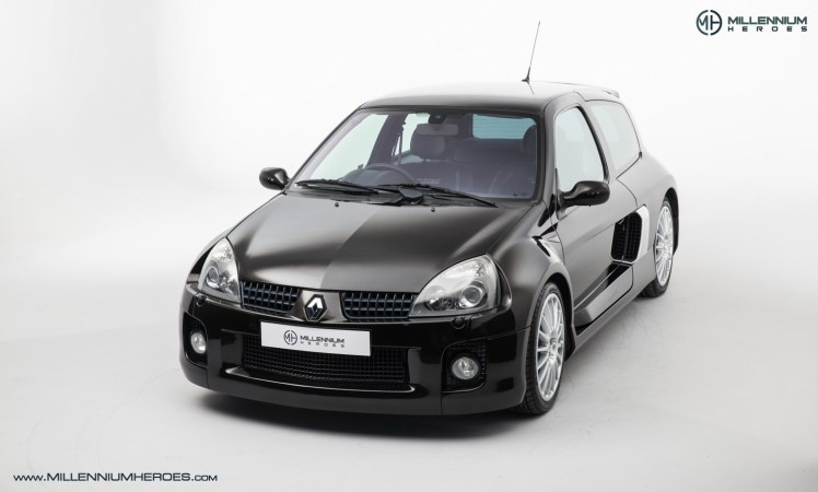 2004 Renault Clio V6 Phase II
