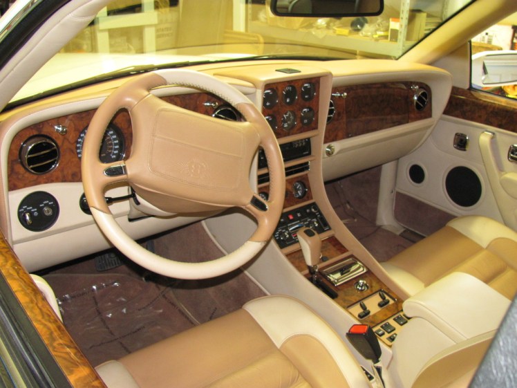 Bentley Continental R California Edition (interior)