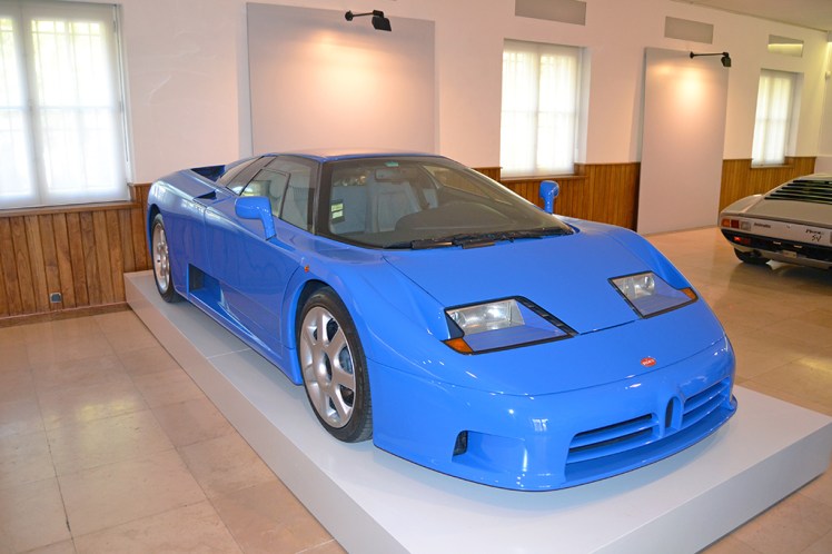 Bugatti EB110