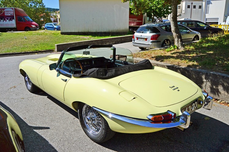 Jaguar E-Type Convertible (2)