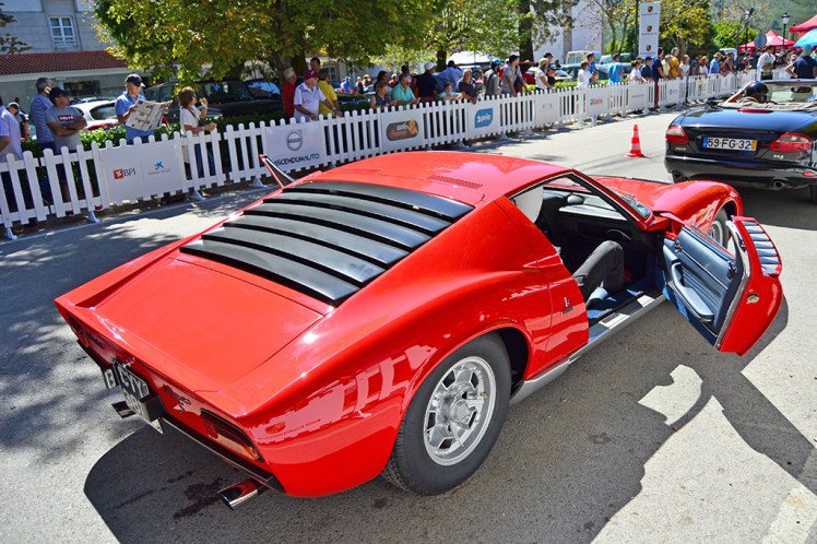 Lamborghini Miura S (4)