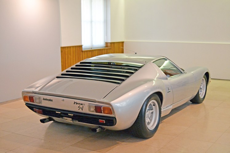 Lamborghini Miura SV (5)