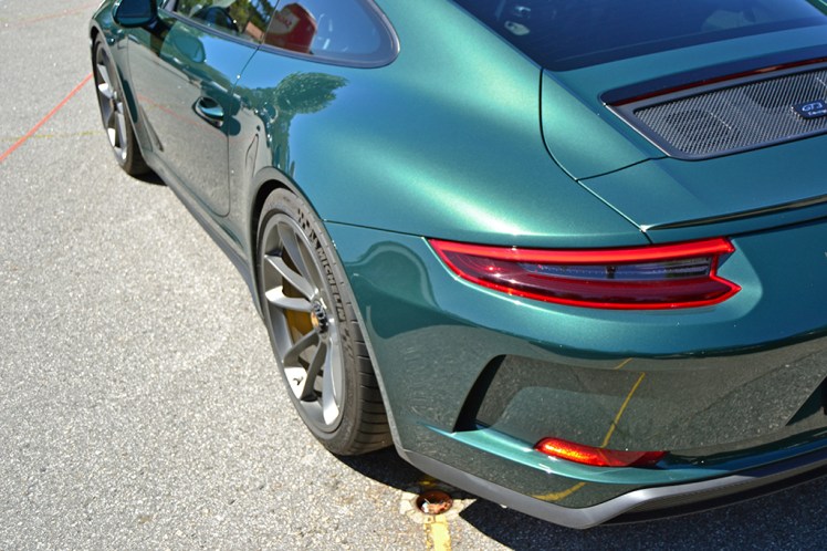 Porsche GT3 Touring Pack (3)