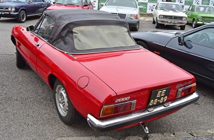 Alfa Spider 2000 (2)