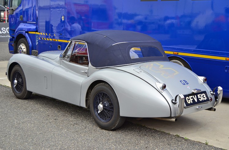 Jaguar XK120 (4)