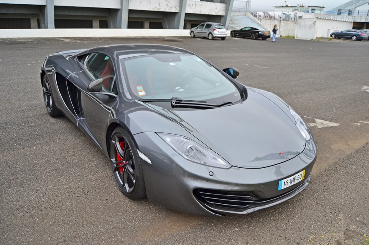 McLaren MP4-12C